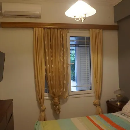 Elias House Apartman