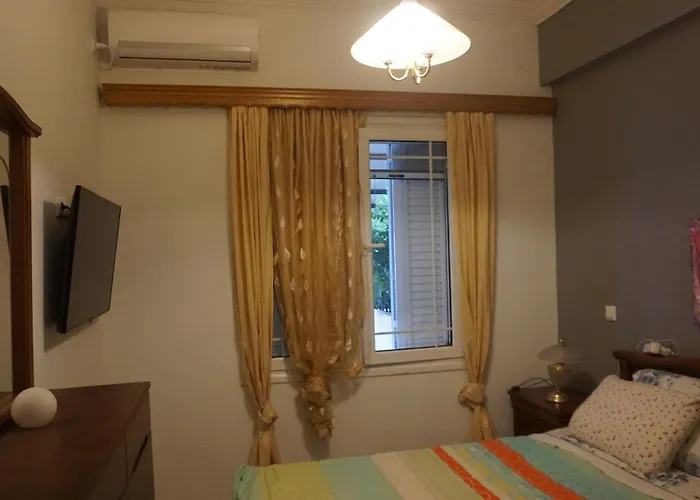 Elias House Апартаменты